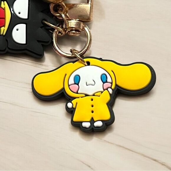 Badtz-Maru Cinnamoroll Confetti Ball Keychain Zipper Pull - Picture 2 of 3